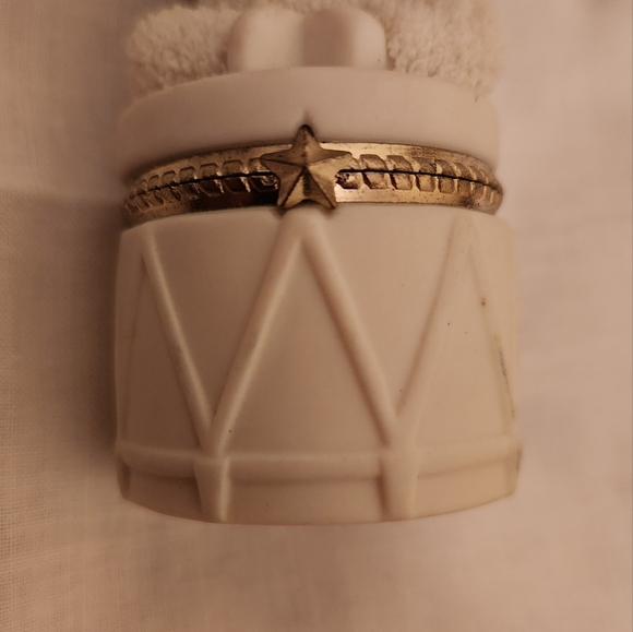 Dept 56 Snowbabies Trinket Box - "Celebrate" - Picture 2 of 11